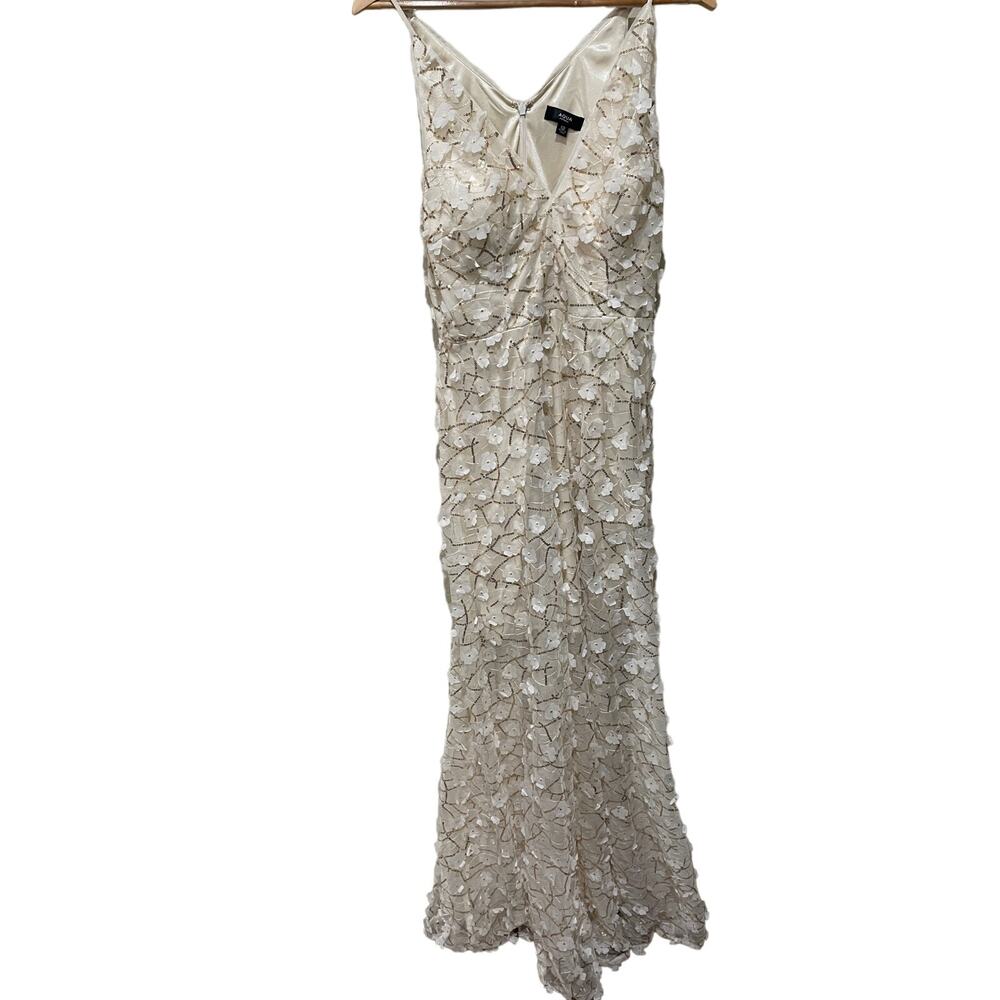 AQUA Raised Floral V Neck Gown Size 12‎ - Picture 4 of 7